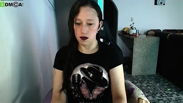 Snapshot of Sunshine_e chatting on 05/21/26, 07:44 Sunshine e online show from 05/21/26, 07:44