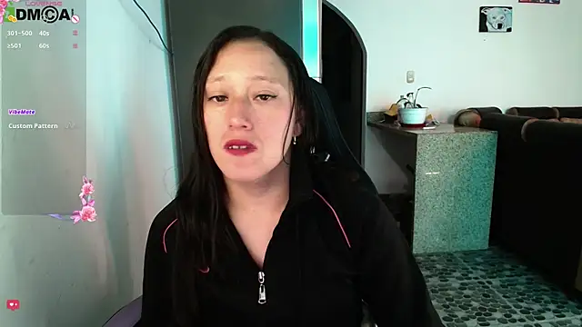 Snapshot of Sunshine_e chatting on 05/23/26, 02:38 Sunshine e online show from 05/23/26, 02:38