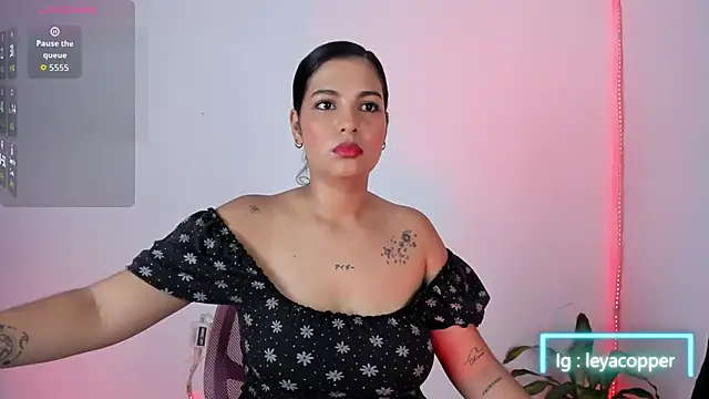 Leyacopper  online show from 05/29/26, 12:49