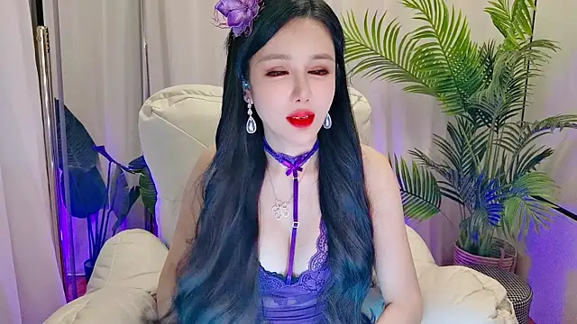 Vv123668 online show from 11/11/25, 02:01