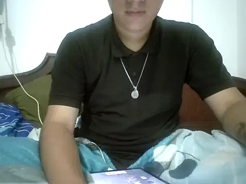 Snapshot of David-quintero chatting on 10/27/25, 03:18 David-quintero online show from 10/27/25, 03:18