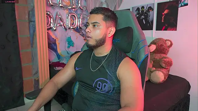 Tiler wolker online show from 03/12/26, 02:50