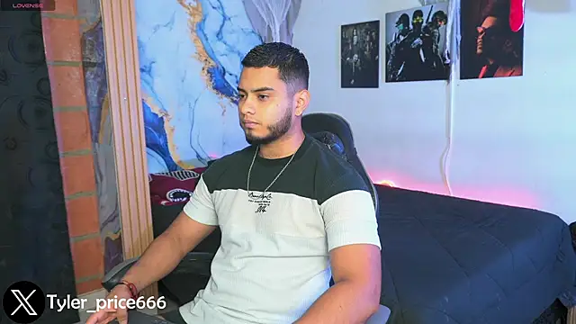 Tiler wolker online show from 11/15/25, 10:03