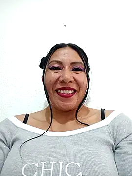 Esmeralda 546 online show from 12/20/25, 07:50