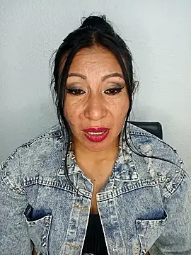 Esmeralda 546 online show from 01/09/26, 07:21