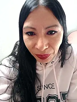 Esmeralda 546 online show from 01/11/26, 02:02