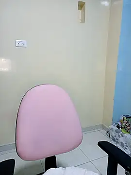 Esmeralda 546 online show from 11/07/25, 08:02