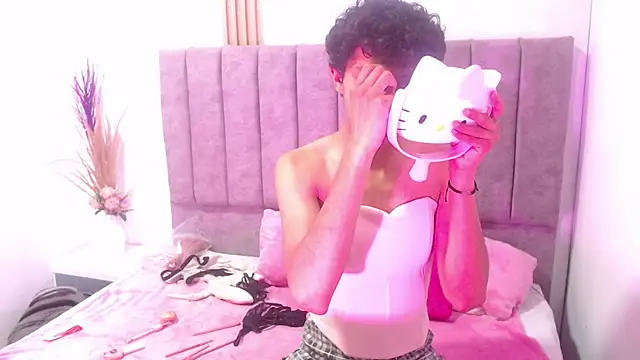 Athenea Zoe online show from 10/30/25, 08:17