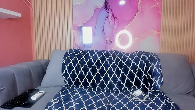 NhoanBrunette online show from 11/18/25, 12:30