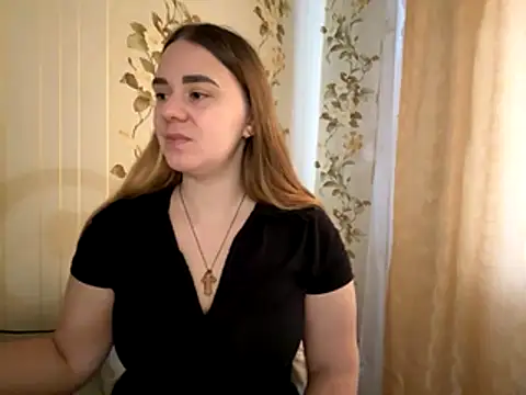 Hanna 777 online show from 11/02/25, 08:08