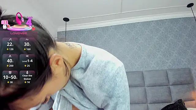 Luna Bella3 online show from 11/29/25, 11:54