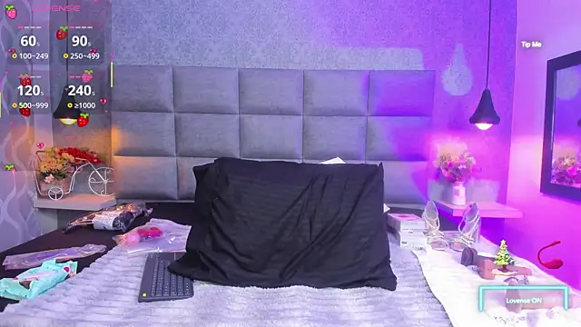 Luna Bella3 online show from 01/15/26, 10:51