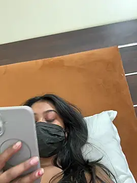 Indianbbc4uxh online show from 04/17/26, 05:10