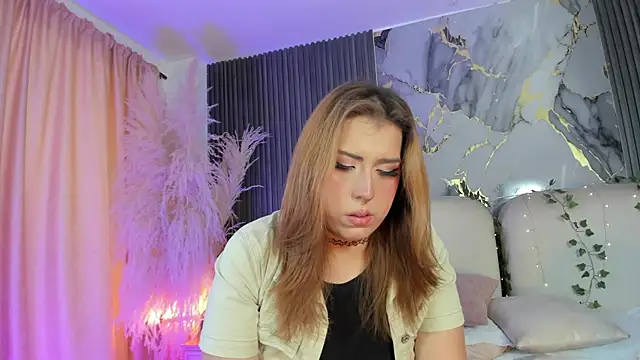 JanneBlossom  online show from 04/11/26, 08:45