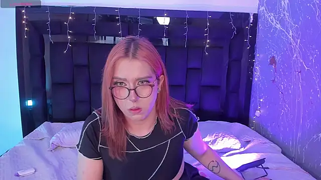 JanneBlossom  online show from 12/19/25, 09:50