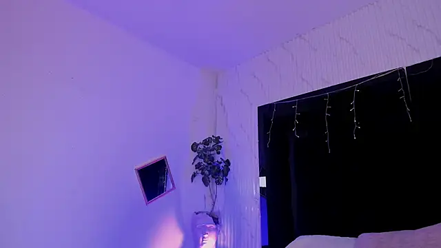 JanneBlossom  online show from 03/31/26, 09:06