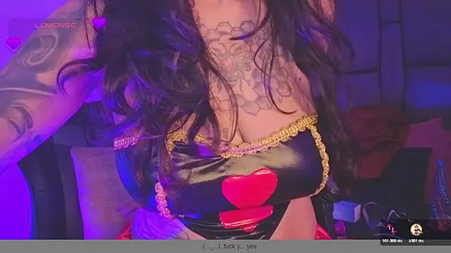 ghostwomaan online show from 10/30/25, 12:25