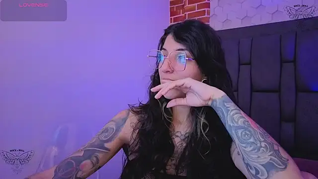 ghostwomaan online show from 02/17/26, 12:02