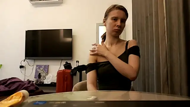 MargaretFairy online show from 11/28/25, 06:52