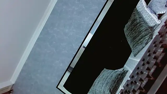 Snapshot of chairahot2 chatting on 11/20/25, 05:30 chairahot2 online show from 11/20/25, 05:30