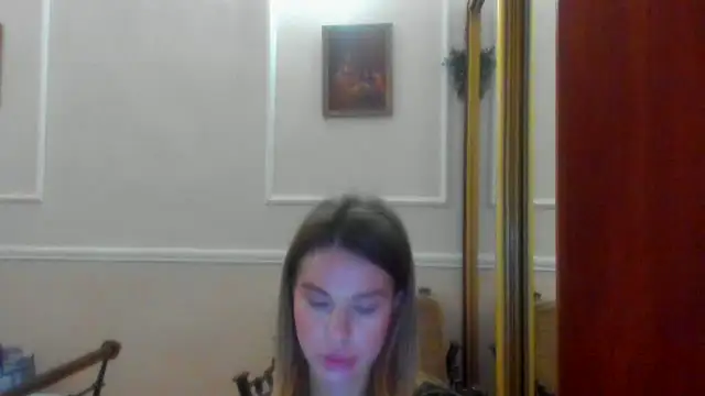 Snapshot of LinaBey chatting on 02/17/26, 09:06 LinaBey online show from 02/17/26, 09:06