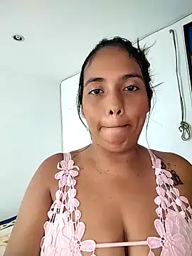 LizethEW online show from 11/10/25, 12:32