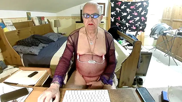 Sissypat53 online show from 05/10/26, 07:56