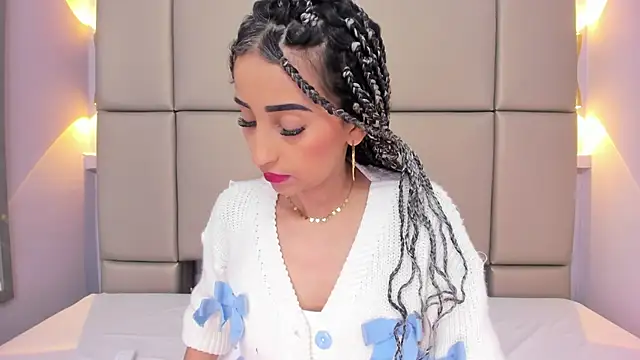 violett rabbit  online show from 01/10/26, 12:00