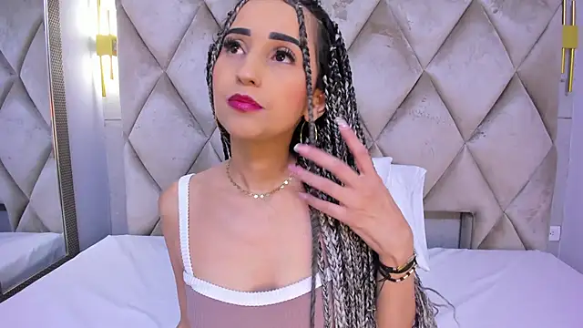 violett rabbit  online show from 01/06/26, 08:13