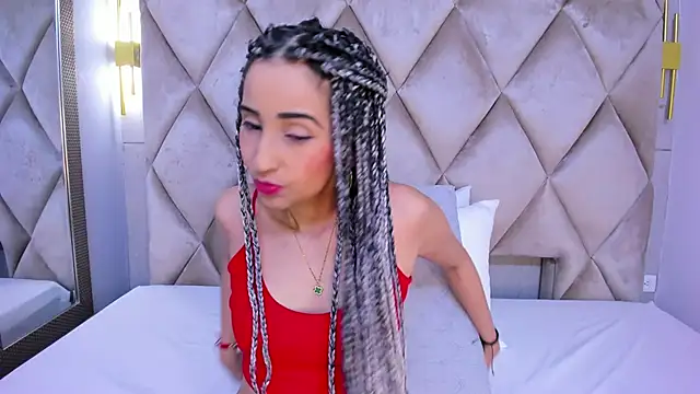 violett rabbit  online show from 11/26/25, 07:58