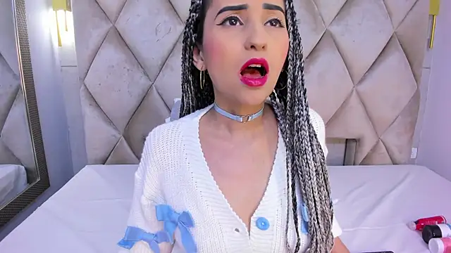 violett rabbit  online show from 11/20/25, 08:31