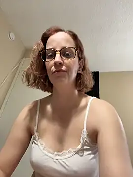 CreamedKitten online show from 11/21/25, 04:06