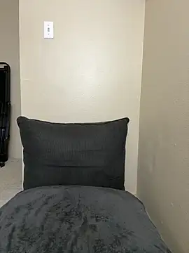 CreamedKitten online show from 01/05/26, 05:27