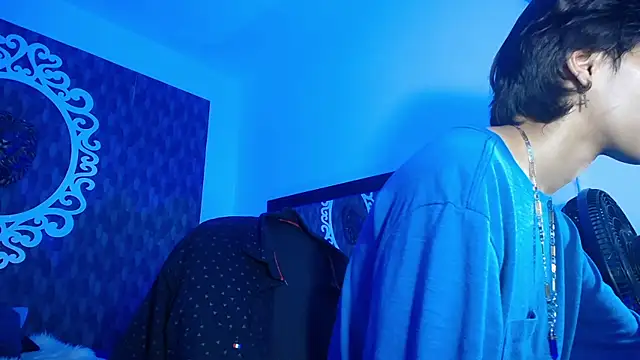 Ghost  Girl  online show from 12/13/25, 08:04