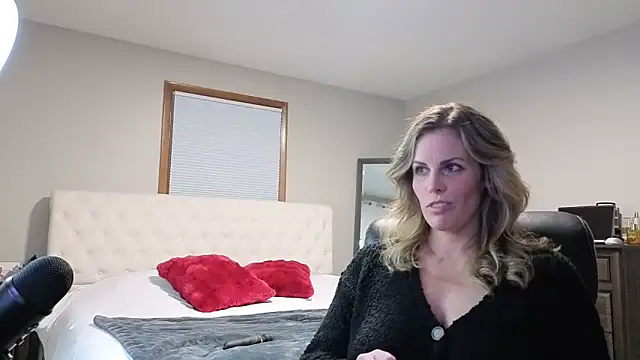 Snapshot of Koralynn_777 chatting on 01/15/26, 03:43 Koralynn 777 online show from 01/15/26, 03:43