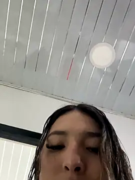 Hot2gether69 online show from 10/29/25, 07:24