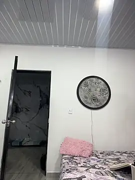 Hot2gether69 online show from 11/02/25, 04:39