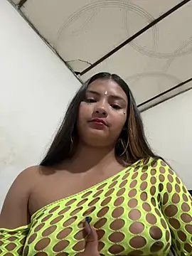 bbunny138 online show from 06/01/26, 03:18