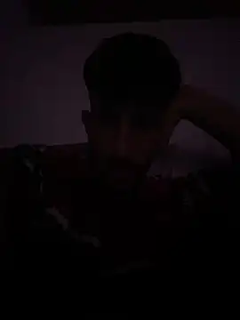 Snapshot of Dondeloquieras4 chatting on 02/04/26, 01:44 Dondeloquieras4 online show from 02/04/26, 01:44