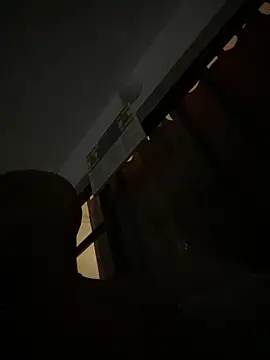 latino2211 online show from 10/26/25, 12:33