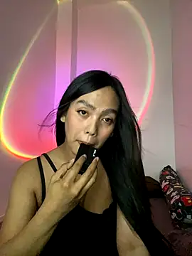 Snapshot of MiyakoCavendish chatting on 10/28/25, 04:39 MiyakoCavendish online show from 10/28/25, 04:39