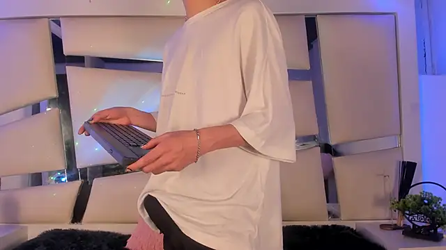 Genesis ask online show from 11/30/25, 05:08