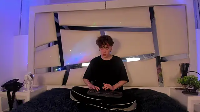 Genesis ask online show from 11/29/25, 12:44