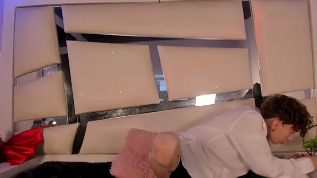 Genesis ask online show from 12/05/25, 04:44