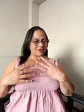 Angie milf50 online show from 04/19/26, 08:55