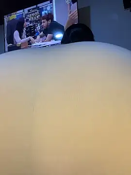 Im Saraaaa online show from 03/05/26, 03:47