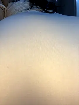 Im Saraaaa online show from 11/04/25, 10:02