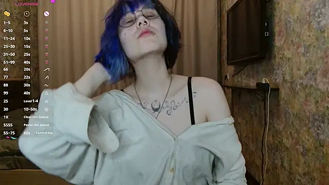 Snapshot of KellePourier chatting on 02/27/26, 06:52 KellePourier online show from 02/27/26, 06:52