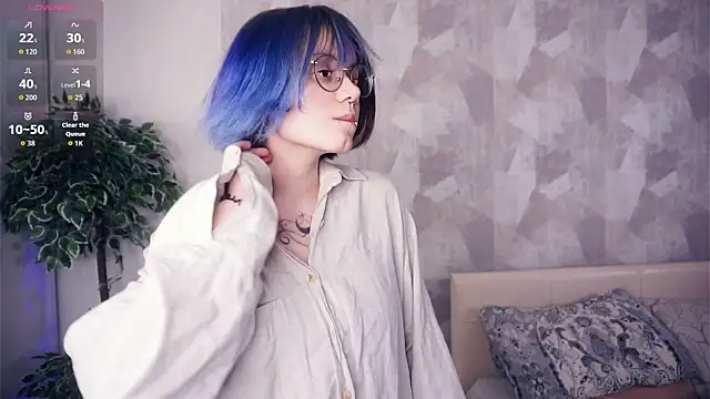 KellePourier online show from 12/18/25, 07:18