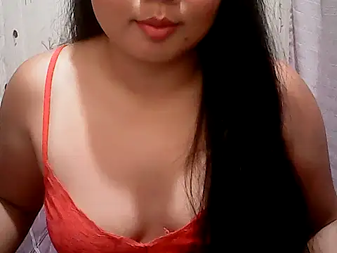 Snapshot of MahusaynaPiinay chatting on 04/10/26, 10:39 MahusaynaPiinay online show from 04/10/26, 10:39